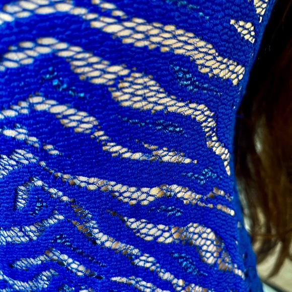 Baccio Gold designer Dress with Swarovski’s and paint - Picture 11 of 14